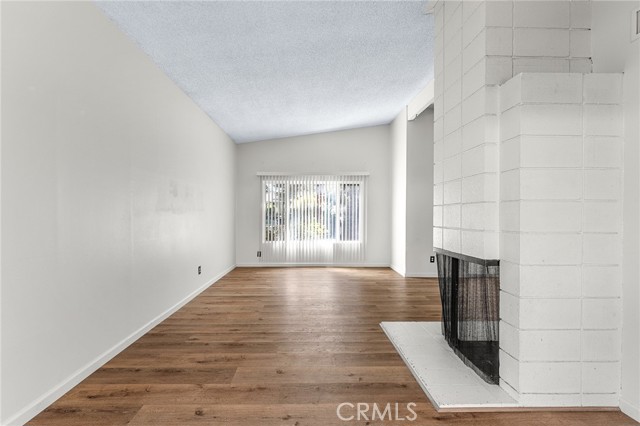 1204 San Jacinto, Redlands CA: https://media.crmls.org/medias/2a95ace4-b480-4ec8-8102-cd9eef7d6822.jpg