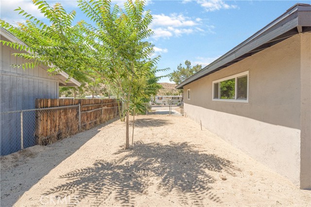 Detail Gallery Image 21 of 26 For 49610 Paradise Ave, Morongo Valley,  CA 92256 - 3 Beds | 1 Baths