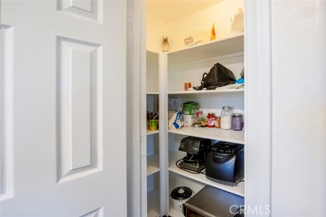 Detail Gallery Image 20 of 43 For 24622 Bernard, Crestline,  CA 92325 - 4 Beds | 3/1 Baths