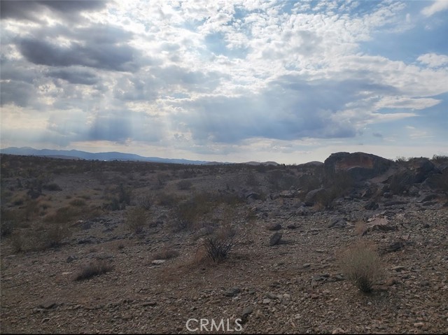 Detail Gallery Image 10 of 11 For 3170 Stonehill Ave, Joshua Tree,  CA 92252 - – Beds | – Baths