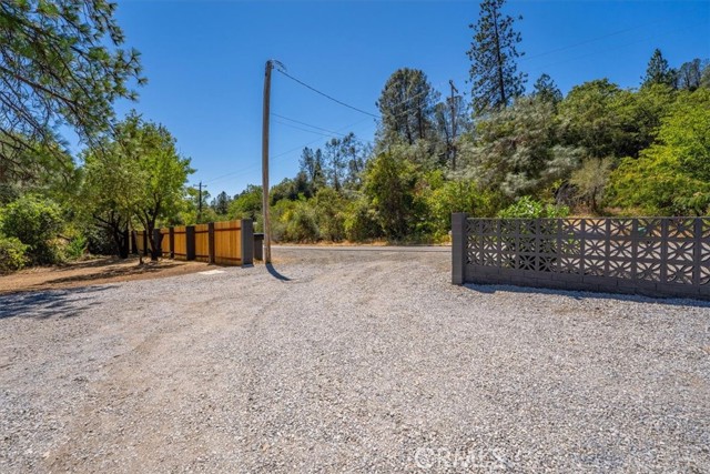 Detail Gallery Image 35 of 58 For 14153 Lake Bld, Shasta Lake,  CA 96019 - 5 Beds | 2 Baths