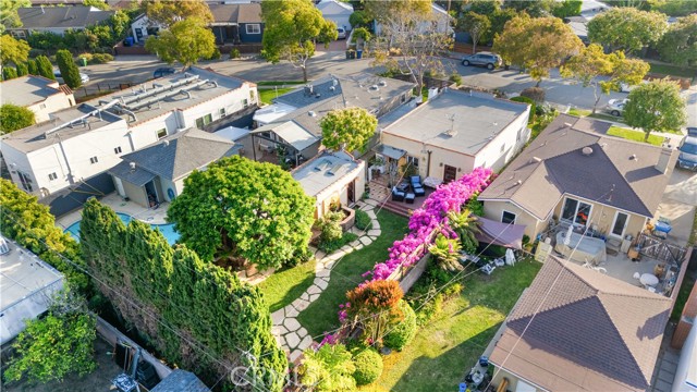 Detail Gallery Image 4 of 38 For 4260 Mcconnell Bld, Los Angeles,  CA 90066 - 2 Beds | 1 Baths