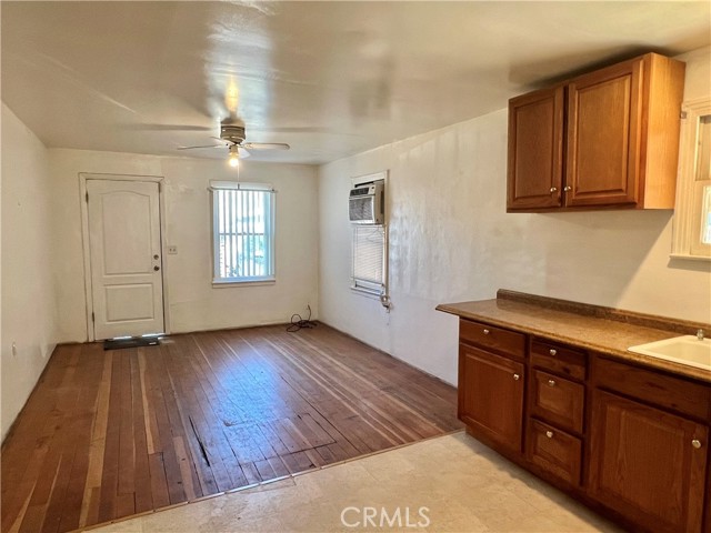 Detail Gallery Image 6 of 23 For 118 S Melody Ln, Merced,  CA 95340 - 2 Beds | 1 Baths