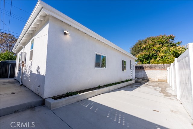 Detail Gallery Image 23 of 28 For 2131 N Pepper, Burbank,  CA 91505 - 2 Beds | 1/1 Baths