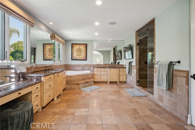 23115 Erwin Street, Woodland Hills CA: https://media.crmls.org/medias/2a9b4499-9680-4a68-9c5c-296c89b512ec.jpg