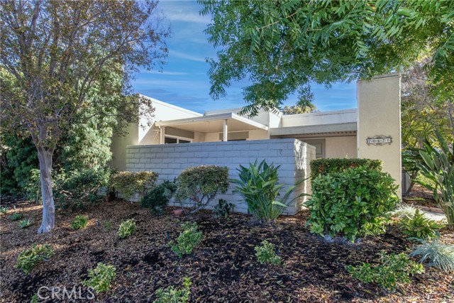 Detail Gallery Image 1 of 1 For 2067 via Mariposa #D,  Laguna Woods,  CA 92637 - 2 Beds | 1 Baths