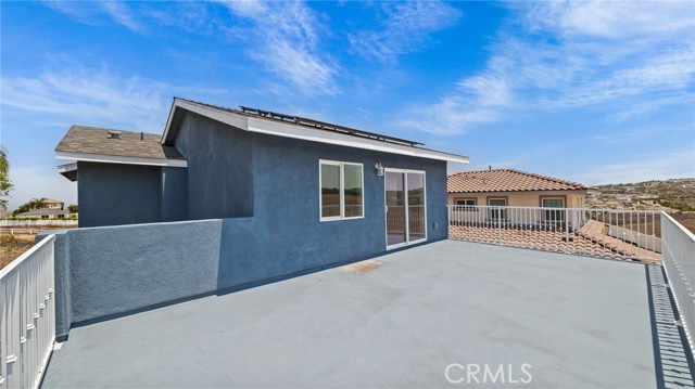 13105 Via Tuscany, Riverside CA: https://media.crmls.org/medias/2a9be806-d0cc-4315-86d5-1cda7477cc9f.jpg