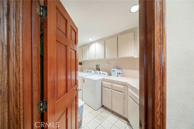 Detail Gallery Image 26 of 57 For 15562 Bronco, Canyon Country,  CA 91387 - 4 Beds | 4 Baths