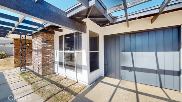 15722 Sago Road, Apple Valley CA: https://media.crmls.org/medias/2a9cdaee-76eb-4df0-bdf9-f0d5fd236bbb.jpg