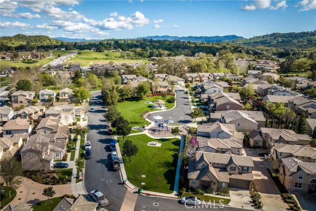 9151 Pato Lane, Atascadero CA: https://media.crmls.org/medias/2a9ce888-88bd-4af1-9241-cf0de286038e.jpg