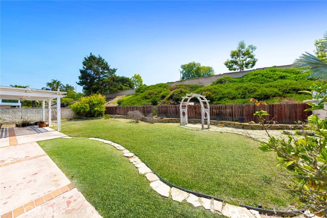 2885 Riachuelo, San Clemente CA: https://media.crmls.org/medias/2a9d7d4f-d555-4d8f-8a19-d342a5f65b8a.jpg