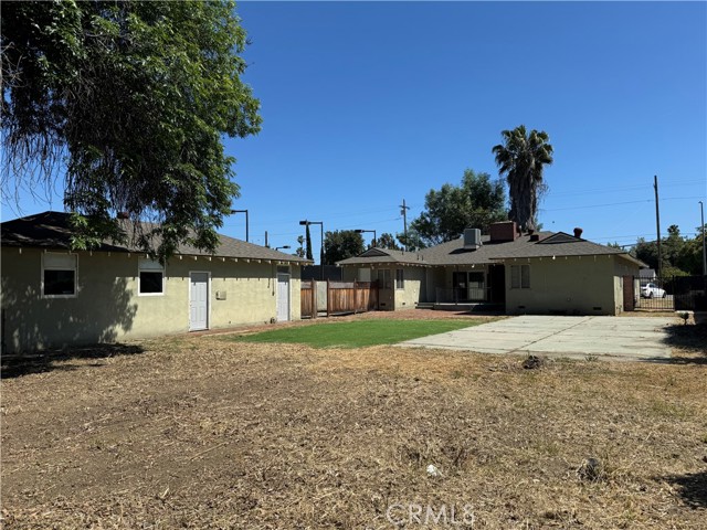 Detail Gallery Image 50 of 56 For 23221 Burbank Bld, Woodland Hills,  CA 91367 - 3 Beds | 2 Baths