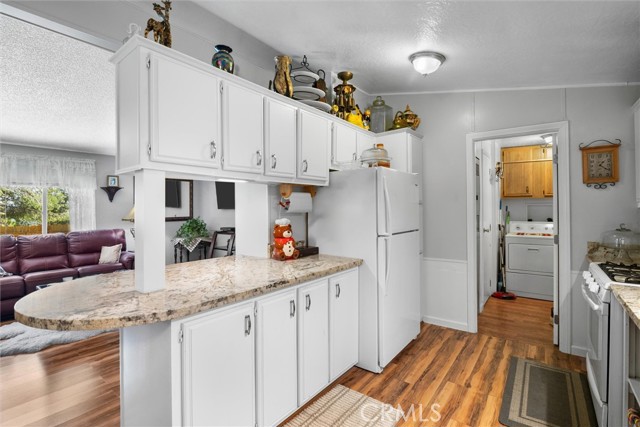 35109 Highway 79, Warner Springs CA: https://media.crmls.org/medias/2a9f6909-1252-4080-aaa3-53891f9c474e.jpg