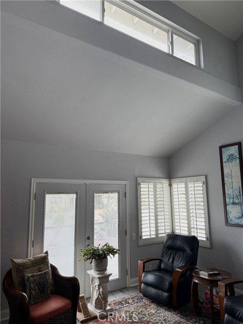 305 21st Street, Huntington Beach CA: https://media.crmls.org/medias/2aa0a92d-e42f-4232-a4ea-202f1ade39e0.jpg