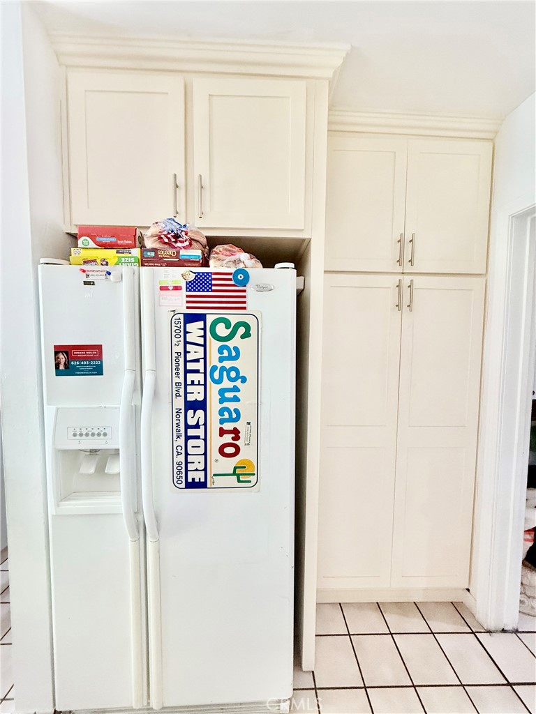 https://media.crmls.org/medias/2aa0c163-418d-4312-a1f1-ccad1002aec9.jpg?preset=X-Large