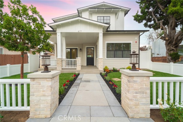 617 36th Street, Manhattan Beach, California 90266, 6 Bedrooms Bedrooms, ,6 BathroomsBathrooms,Residential,Sold,36th,SB22005152