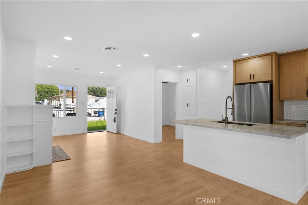 MLS #SR25247128 image #10