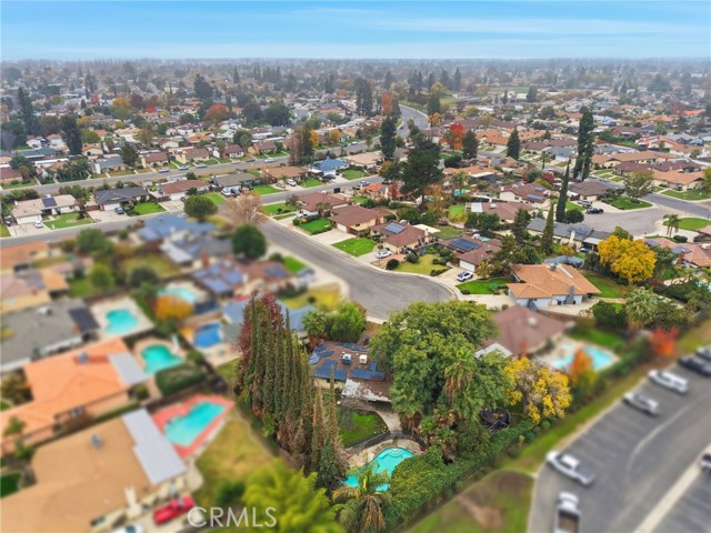 Detail Gallery Image 40 of 42 For 2404 Prestwick Ct, Bakersfield,  CA 93309 - 3 Beds | 2 Baths