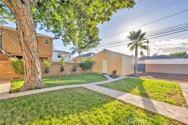 Detail Gallery Image 28 of 37 For 1527 N Avon St, Burbank,  CA 91505 - 4 Beds | 1 Baths