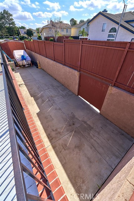 Image 25 of 35 For 11455 Foxglove Lane