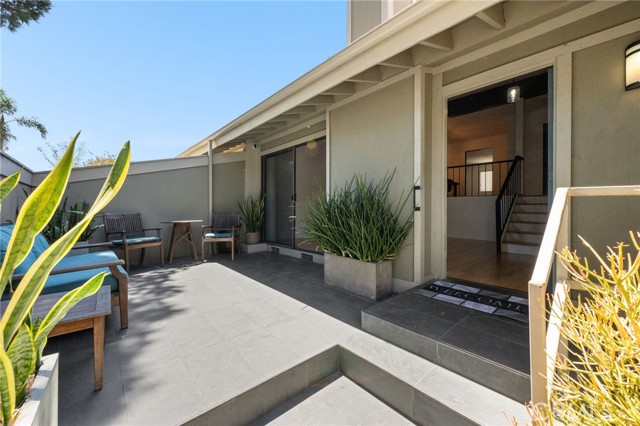 4320 Glencoe Avenue, Marina del Rey CA: https://media.crmls.org/medias/2aa521d2-2248-4776-8c20-69fbd8d95f23.jpg