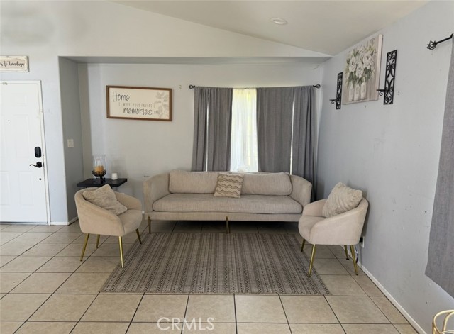 1730 Landsford Street, Lancaster CA: https://media.crmls.org/medias/2aa5b6d2-9dea-474f-91c0-156936171797.jpg
