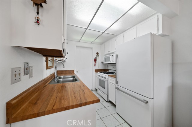 301 San Dimas Avenue, Oceanside, California 92057, 2 Bedrooms Bedrooms, ,2 BathroomsBathrooms,Residential,For Sale,San Dimas Avenue,SW24114512