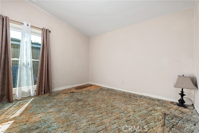 Detail Gallery Image 17 of 36 For 22943 Cantlay St, West Hills,  CA 91307 - 3 Beds | 2 Baths