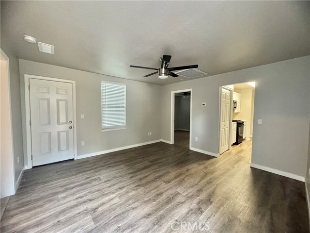 818 Chestnut Street, Chico CA: https://media.crmls.org/medias/2aa81528-8c23-4ed3-a2ea-a36c760d7eca.jpg