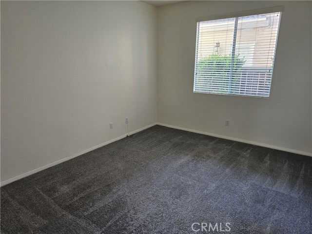 Detail Gallery Image 12 of 34 For 33429 Barrington Dr, Temecula,  CA 92592 - 4 Beds | 4 Baths