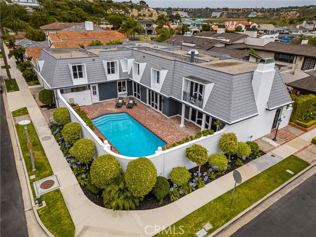 508 Evening Star Lane, Newport Beach CA: https://media.crmls.org/medias/2aa8bba0-0faf-4c14-9b0f-1ba9a9f30d25.jpg
