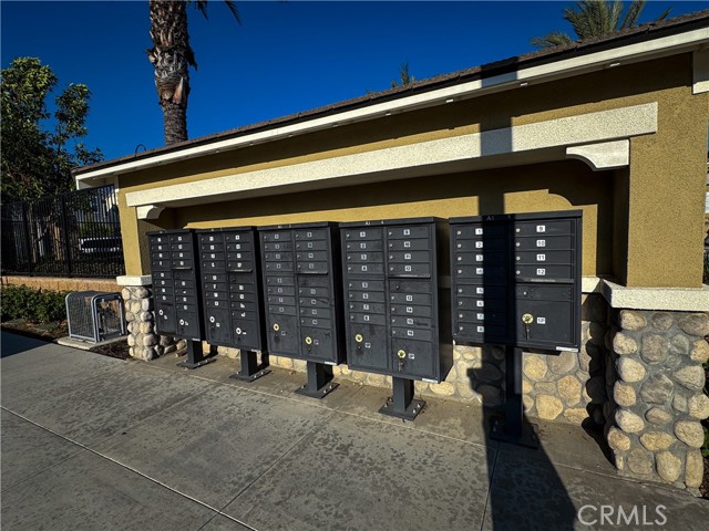 Detail Gallery Image 23 of 26 For 1906 Apple Tree Pl, Upland,  CA 91784 - 4 Beds | 3 Baths