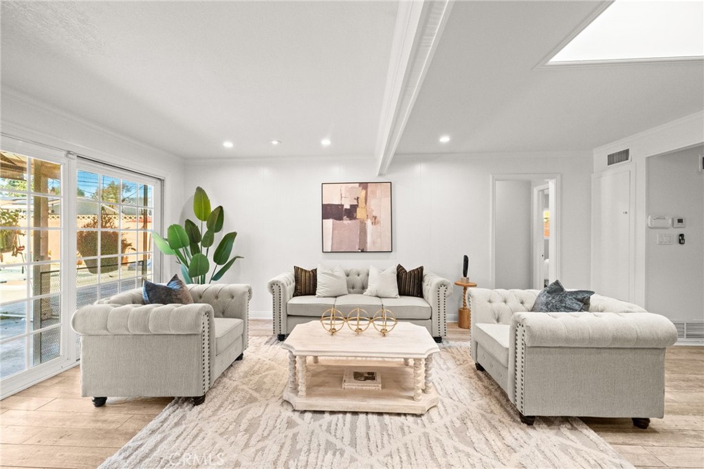 2Aa91F19 C916 4Be5 B658 Cd750D089B9E 1361 N 3Rd, Upland, Ca 91786 &Lt;Span Style='BackgroundColor:transparent;Padding:0Px;'&Gt; &Lt;Small&Gt; &Lt;I&Gt; &Lt;/I&Gt; &Lt;/Small&Gt;&Lt;/Span&Gt;