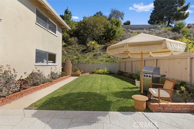 54 Encanto Drive, Rolling Hills Estates CA: https://media.crmls.org/medias/2aa97cf7-95bc-43cd-ae2f-d00914d858f9.jpg