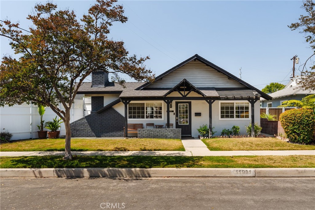 11931 Tiara Street