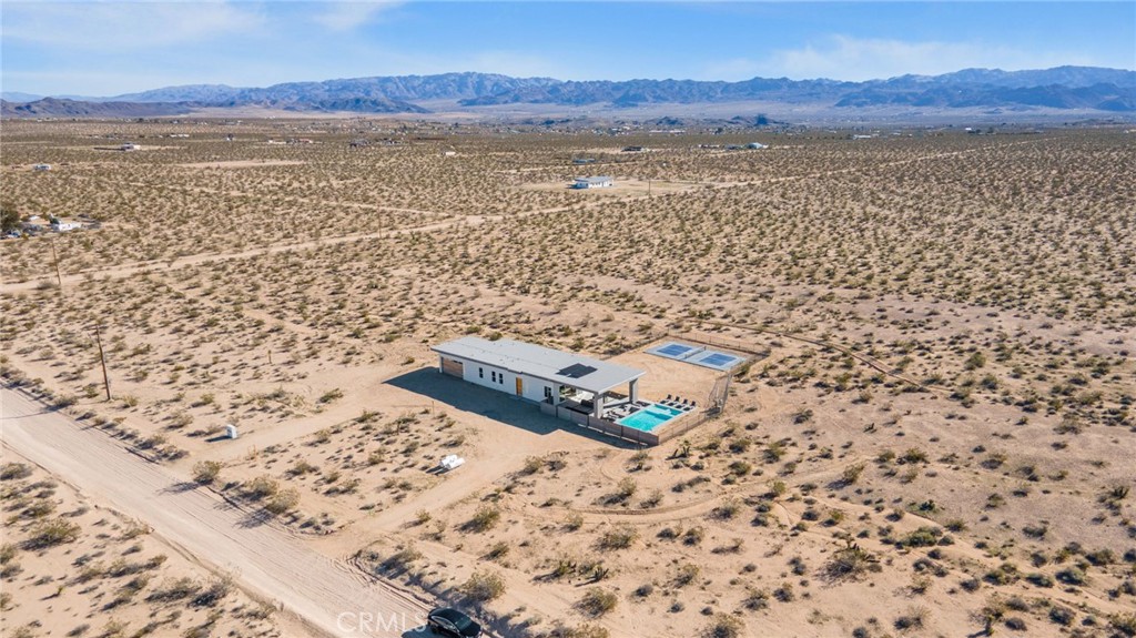 MLS #OC25274314 image #39