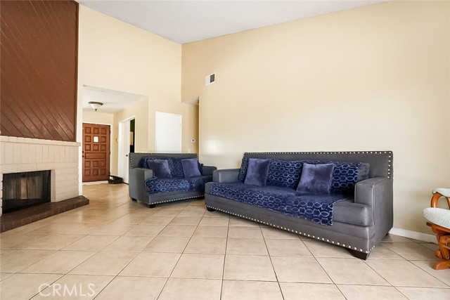 Detail Gallery Image 17 of 36 For 1516 Wimbledon Ct, West Covina,  CA 91791 - 3 Beds | 2 Baths