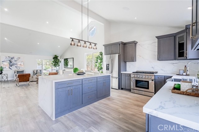 Detail Gallery Image 7 of 19 For 1818 Port Ashley Pl, Newport Beach,  CA 92660 - 4 Beds | 3 Baths
