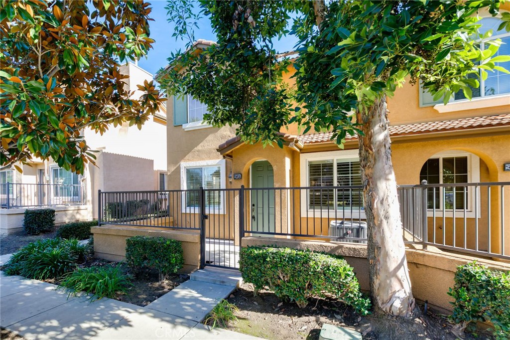 1985 E Harvard Privado #A