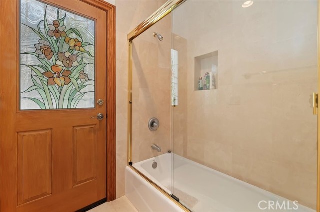 Detail Gallery Image 31 of 75 For 6975 Wyndham Hill Dr, Riverside,  CA 92506 - 4 Beds | 4/1 Baths