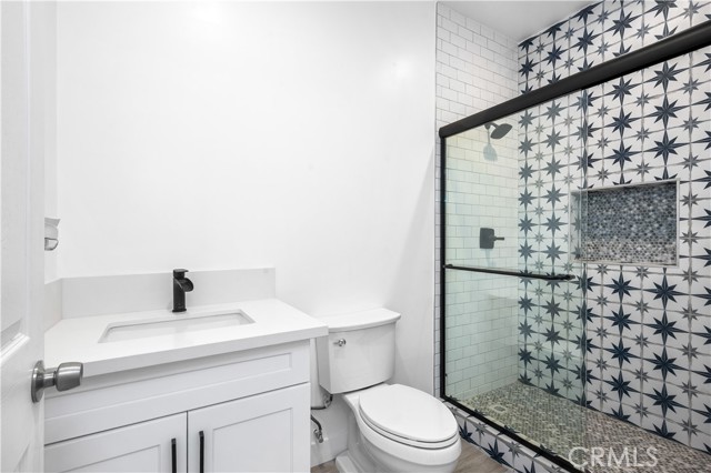 Detail Gallery Image 12 of 36 For 5000 Cleon #1/2,  North Hollywood,  CA 91601 - 4 Beds | 3 Baths