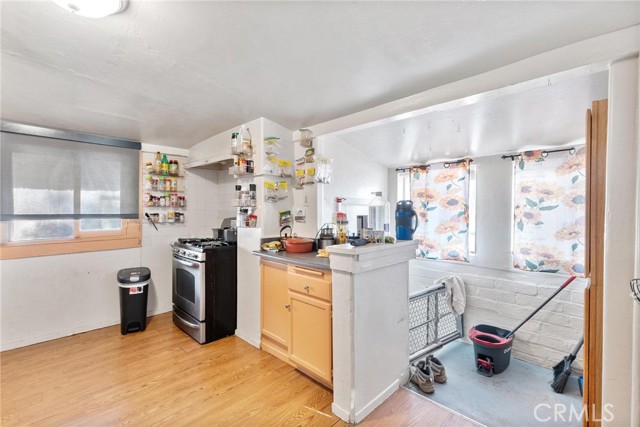 207 E 5th Street, Beaumont CA: https://media.crmls.org/medias/2aadfea7-8e41-4cc3-a907-38d56fc8c8b6.jpg