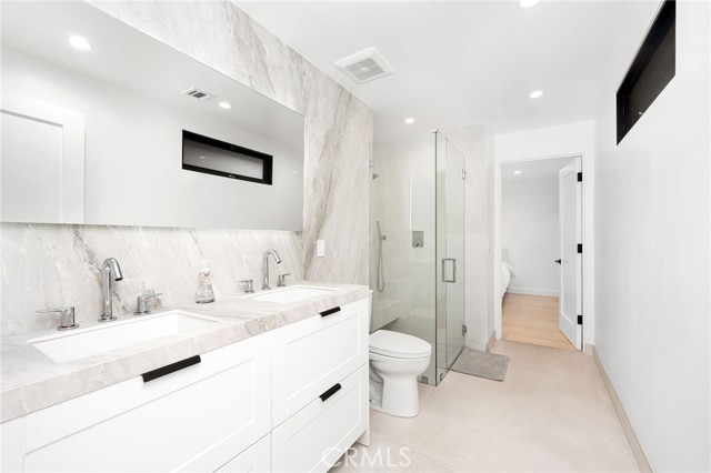 Detail Gallery Image 25 of 37 For 309 S Canon Dr, Beverly Hills,  CA 90212 - 3 Beds | 2/1 Baths
