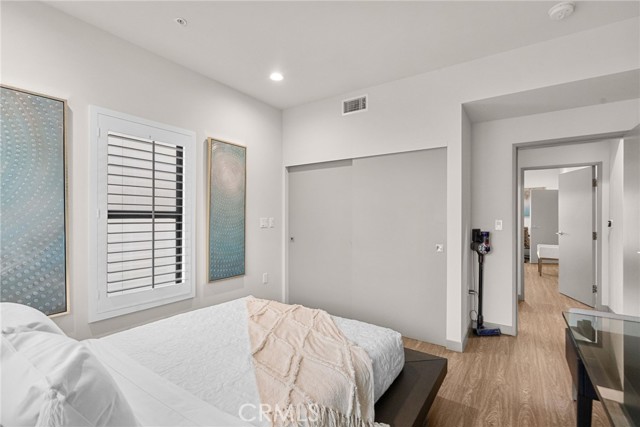 Detail Gallery Image 34 of 37 For 18703 Redwing St, Tarzana,  CA 91356 - 3 Beds | 2/1 Baths