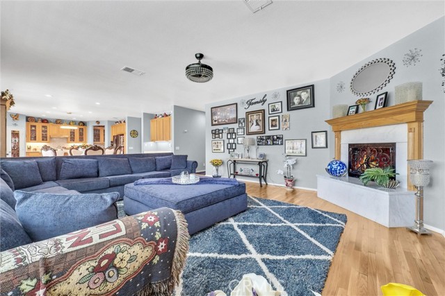 Detail Gallery Image 16 of 47 For 7154 Ohio River Dr, Corona,  CA 91752 - 5 Beds | 4 Baths