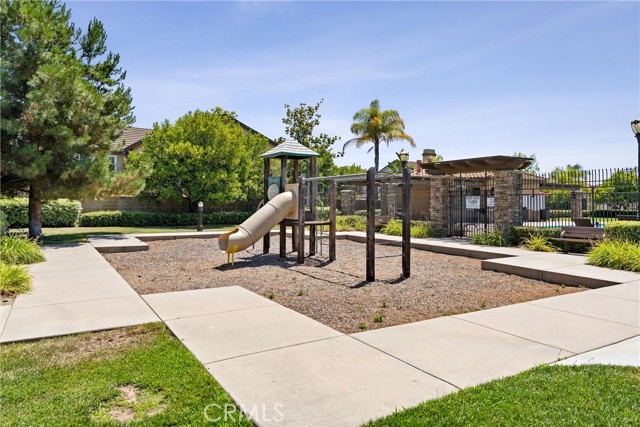 2580 Pearblossom Street, Fullerton CA: https://media.crmls.org/medias/2ab022fb-80ba-4017-8977-2f374dbad43d.jpg