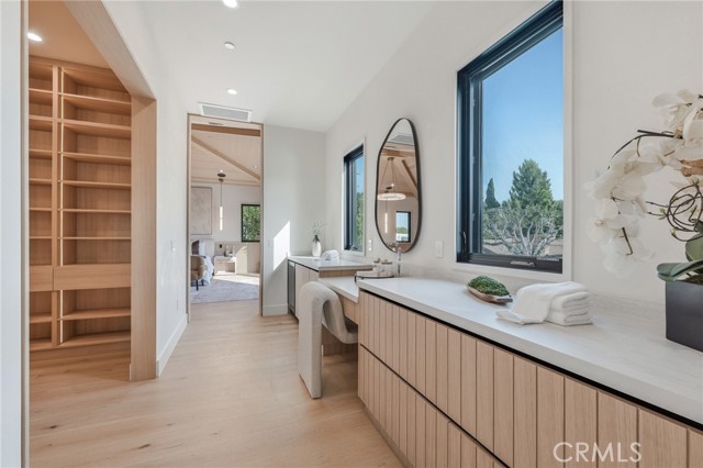 Detail Gallery Image 15 of 36 For 16252 Addison St, Encino,  CA 91436 - 7 Beds | 7/1 Baths