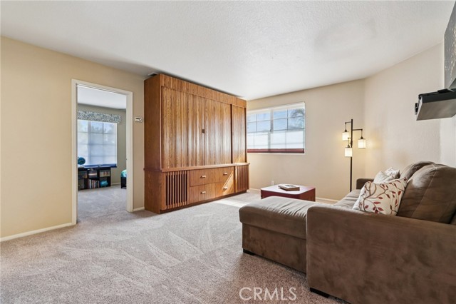 Detail Gallery Image 24 of 67 For 420 Somerset Cir, Corona,  CA 92879 - 5 Beds | 3 Baths