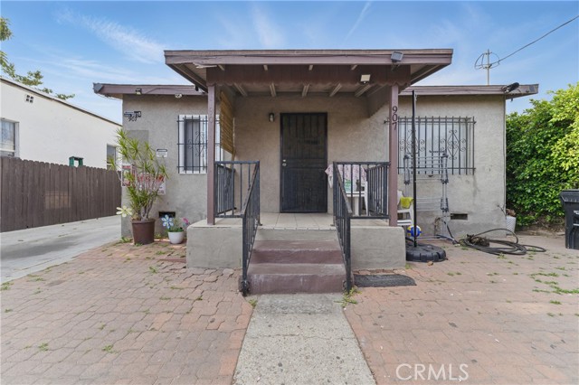 Detail Gallery Image 2 of 39 For 907 E 109th Pl, Los Angeles,  CA 90059 - – Beds | – Baths