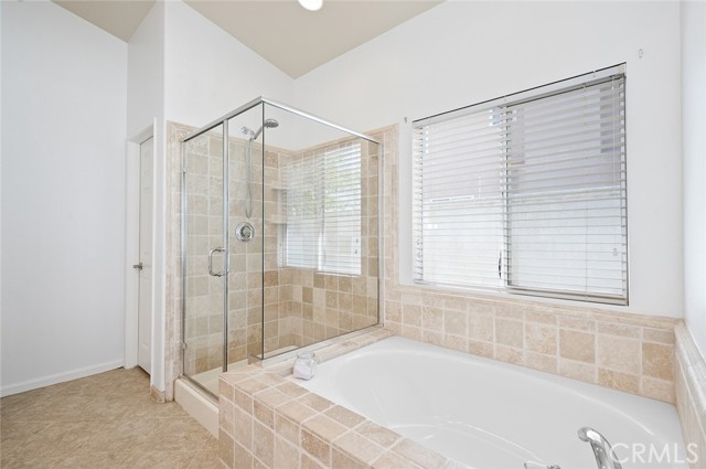 Detail Gallery Image 32 of 71 For 1375 Coral Gables Cir, Corona,  CA 92881 - 4 Beds | 2 Baths